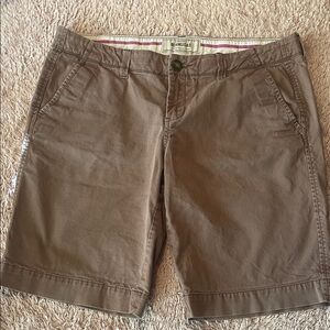 🔥 $4/20 OLD NAVY Classic Bermuda Short - size womens 6